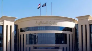 الداخلية توضح ملابسات ادعاء شخص بشأن إخفاء رجال الشرطة تحقيقات قضية معينة.