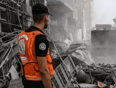 الدفاع المدني في غزة يعلن استنفاد موارده في ظل الحصار الإسرائيلي