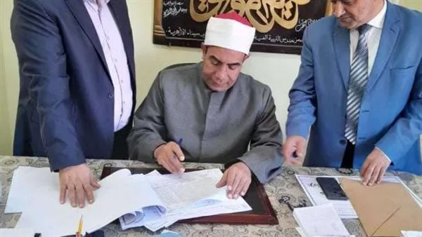 الدكتور أحمد بدير يعلن نتائج نقل الطلاب إلى المرحلة الثانوية الأزهرية في جنوب سيناء. الدكتور أحمد بدير يعلن نتائج نقل الطلاب إلى المرحلة الثانوية الأزهرية في جنوب سيناء.