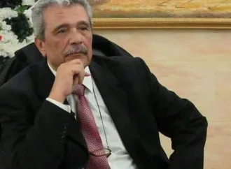 الدكتور سمير محمد ايوب: أيها المسافر وحدك…