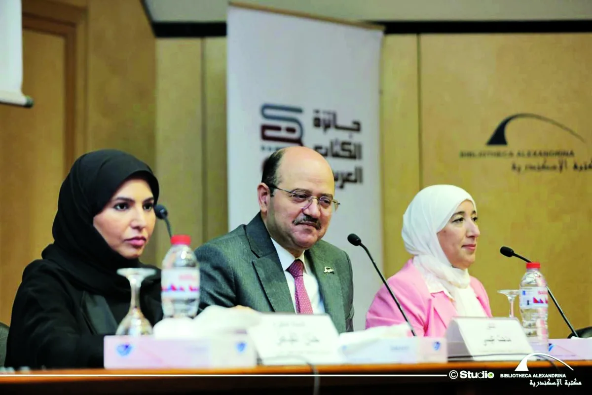 الدكتورة حنان الفياض: نهدف إلى تعزيز الإبداع الفكري ودعم المبادرات البحثية. الدكتورة حنان الفياض: نهدف إلى تعزيز الإبداع الفكري ودعم المبادرات البحثية.
