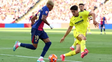 الدوري الإسباني: برشلونة حامل اللقب يتعرض للهزيمة أمام فياريال، وريال مدريد يحقق الفوز على إشبيلية.