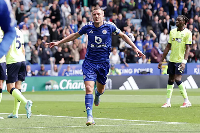 الدوري الإنجليزي: فاردي يلعب آخر مباراة له مع ليستر سيتي ضد إبسويتش الدوري الإنجليزي: فاردي يلعب آخر مباراة له مع ليستر سيتي ضد إبسويتش