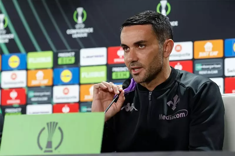 الدوري الإيطالي: رافاييلي بالادينو يغادر تدريب فيورنتينا الدوري الإيطالي: رافاييلي بالادينو يغادر تدريب فيورنتينا
