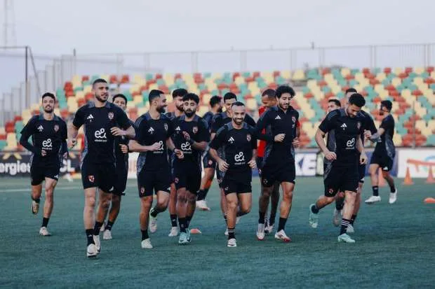 «الدوري المصري» ينقذ لاعبي الأهلي المتغيبين في الموسم المقبل «الدوري المصري» ينقذ لاعبي الأهلي المتغيبين في الموسم المقبل