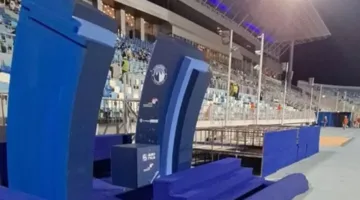الدوري بانتظار بطل جديد.. منصة تتويج بيراميدز جاهزة في حال هزيمة الأهلي (فيديو)
