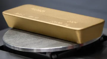 الذهب يتجه نحو تحقيق أفضل أداء أسبوعي منذ أكثر من شهر