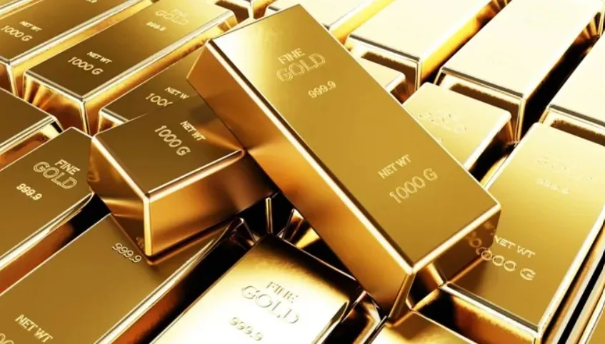 الذهب يرتفع بأكثر من 2% بعد إنذار ترامب بفرض رسوم جمركية جديدة الذهب يرتفع بأكثر من 2% بعد إنذار ترامب بفرض رسوم جمركية جديدة