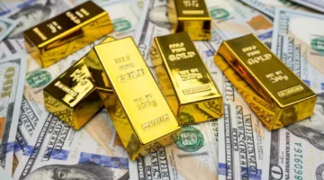 الذهب يسجل أعلى مستوى في أسبوع بدعم من الطلب على الملاذات الآمنة وترقب قرار الفيدرالي