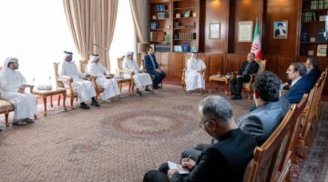 الرئيس الإيراني يستضيف رئيس الوزراء ووزير الخارجية