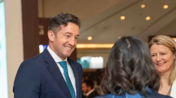 الرئيس التنفيذي لشركة لي روش يثمن تغييرات قطاع السياحة في المملكة ويعتبرها مثالاً يُحتذى به عالميًا.