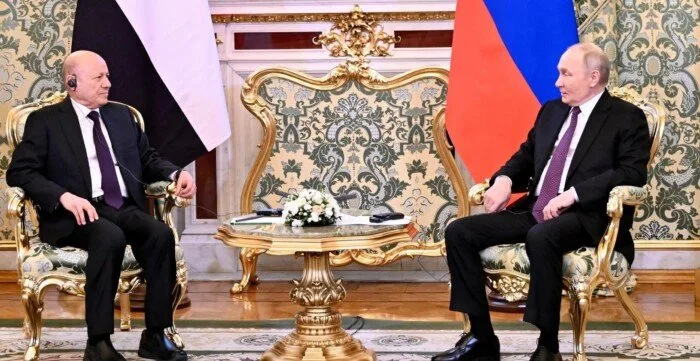 الرئيس الروسي يستقبل «العليمي» والآخر يعرب عن شكره على مساعدة اليمن الرئيس الروسي يستقبل «العليمي» والآخر يعرب عن شكره على مساعدة اليمن