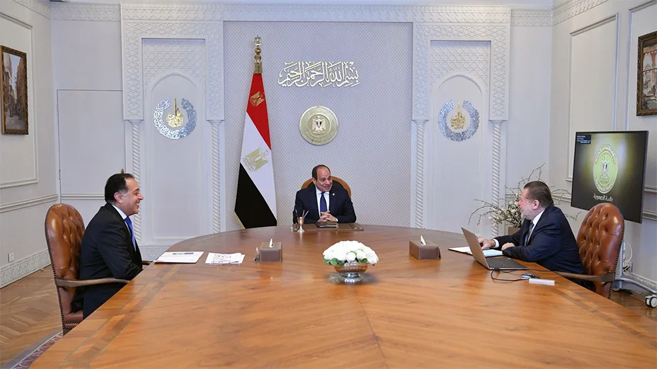 الرئيس السيسي: دعم متواصل للاستثمار وتمكين القطاع الخاص في تعزيز النمو الرئيس السيسي: دعم متواصل للاستثمار وتمكين القطاع الخاص في تعزيز النمو