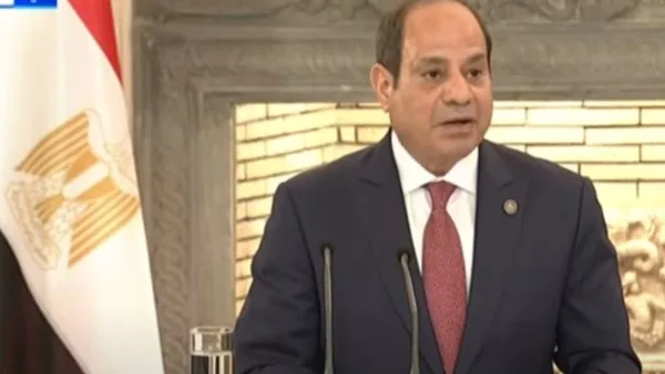 الرئيس السيسي: نعمل على تعزيز الشراكة الاستراتيجية مع اليونان