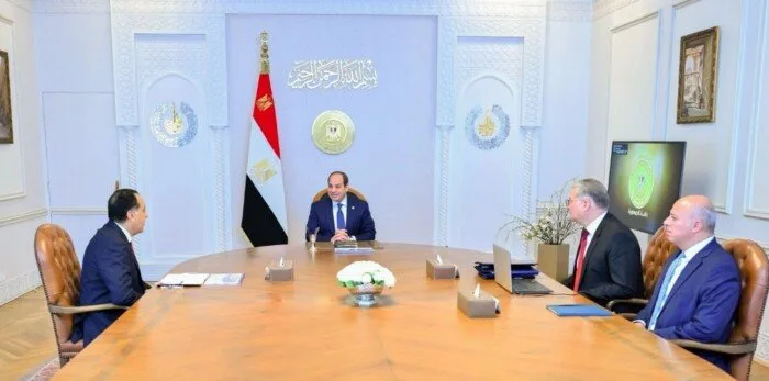 الرئيس السيسي يبرز التزامه بدعم زيادة الإنتاج المحلي من النفط والغاز الرئيس السيسي يبرز التزامه بدعم زيادة الإنتاج المحلي من النفط والغاز
