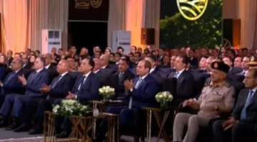 الرئيس السيسي يستعرض فيلماً وثائقياً حول جهود الحكومة في توسيع المساحات الزراعية