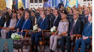 الرئيس السيسي يشهد عبر الفيديو كونفرانس عرضا لعدد من المصانع الجديدة