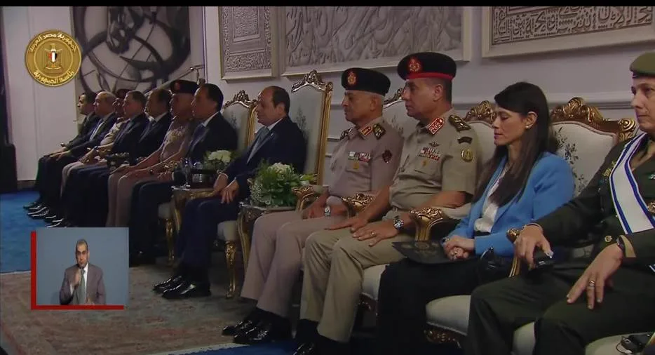 الرئيس السيسي يشهد عرض فيلم تسجيلي عن الفروسية في مصر