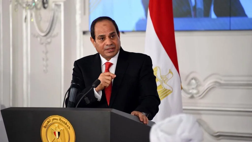 الرئيس السيسي يعتمد مشروع سكة حديد الروبيكي بـ70 مليون يورو