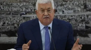 الرئيس الفلسطيني يتوجه إلى لبنان يوم الأربعاء للقاء عون