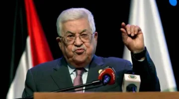 الرئيس الفلسطيني يشدد على أهمية إنهاء الاعتداءات الإسرائيلية وتوفير المساعدات إلى قطاع غزة.