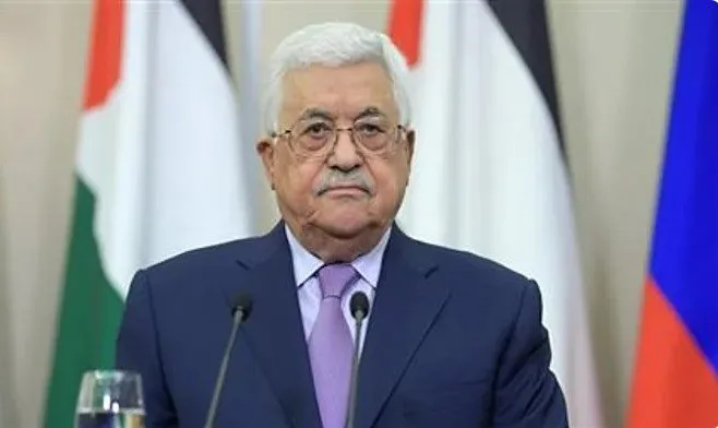 الرئيس الفلسطيني يصل إلى مطار بيروت لزيارة لبنان لمدة ثلاثة أيام الرئيس الفلسطيني يصل إلى مطار بيروت لزيارة لبنان لمدة ثلاثة أيام