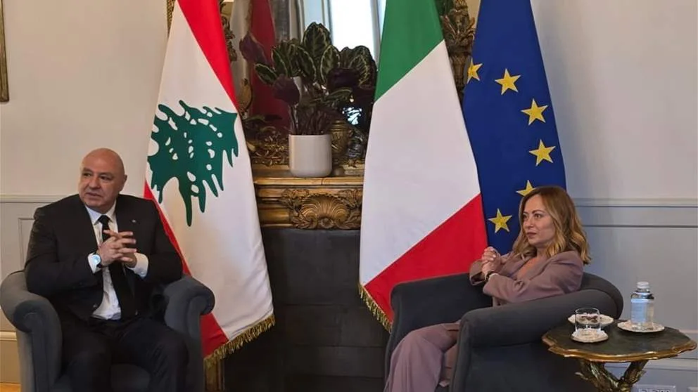 الرئيس عون يلتقي حالياً رئيسة الحكومة الإيطالية جيورجيا ميلوني في مقر رئاسة الحكومة في روما. الرئيس عون يلتقي حالياً رئيسة الحكومة الإيطالية جيورجيا ميلوني في مقر رئاسة الحكومة في روما.