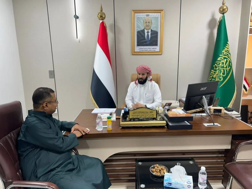 الرباش: السعودية زادت من القدرة الاستيعابية في منفذ الوديعة لتيسير مرور الحجاج الرباش: السعودية زادت من القدرة الاستيعابية في منفذ الوديعة لتيسير مرور الحجاج