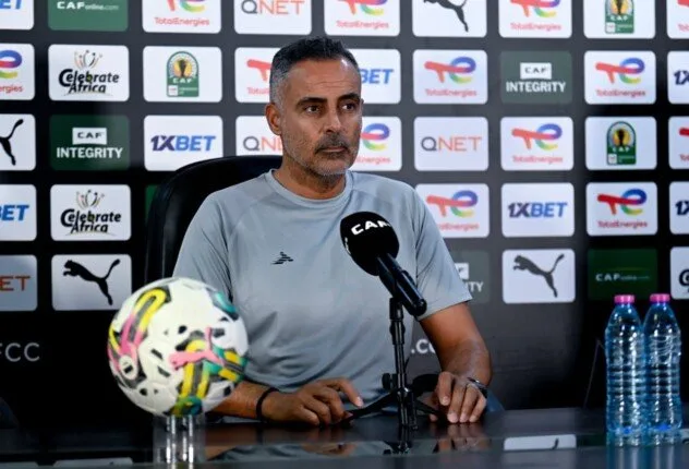 الرد الأول لنادي الزمالك على شكوى جوميز بخصوص مستحقاته المالية الرد الأول لنادي الزمالك على شكوى جوميز بخصوص مستحقاته المالية