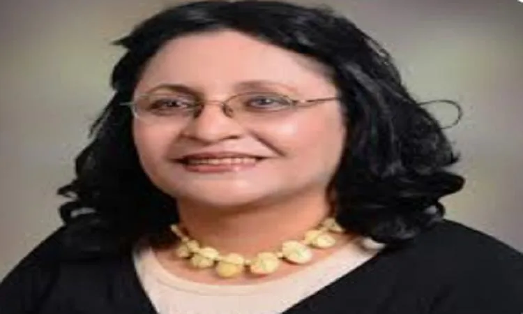 الروائية عزة رشاد: دراسة الطب لم تمنعني من تحقيق حلم الكتابة