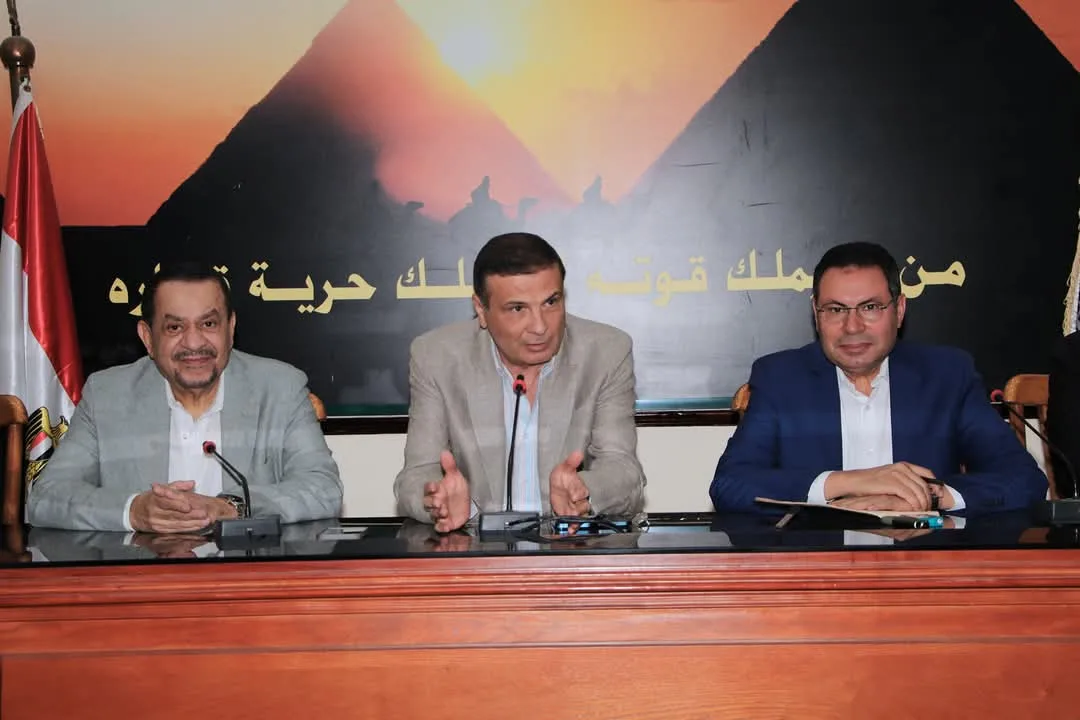 “الزراعة” تبحث زيادة فرص الاستثمار في القطاع الزراعي بالدول الافريقية “الزراعة” تبحث زيادة فرص الاستثمار في القطاع الزراعي بالدول الافريقية