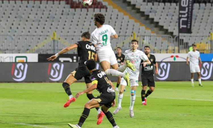 الزمالك يتعادل سلبيًا مع المصري في الدوري