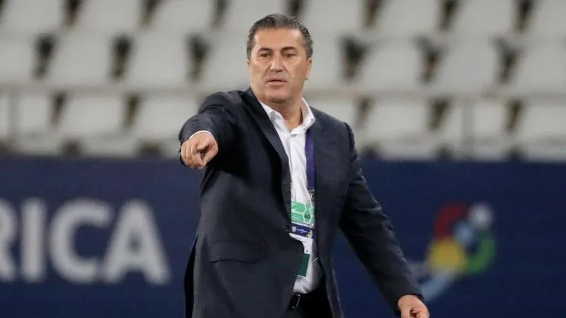 الزمالك يجتمع مع بيسيرو خلال ساعات لتسوية مستحقاته وإعلان رحيله