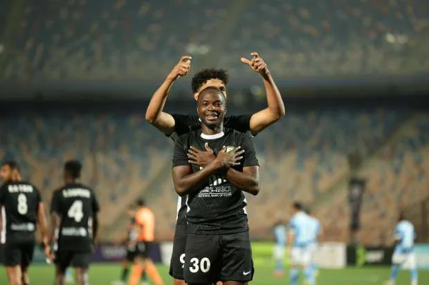 الزمالك يسعى للتعاقد مع نجم الدوري.. و«نصيحة» ميدو تعطل المفاوضات