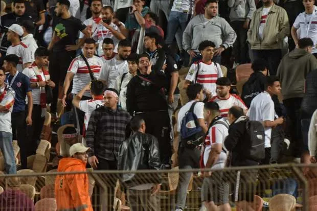 الزمالك يطالب بالسماح للجماهير بالحضور الكامل في نهائي كأس مصر الزمالك يطالب بالسماح للجماهير بالحضور الكامل في نهائي كأس مصر
