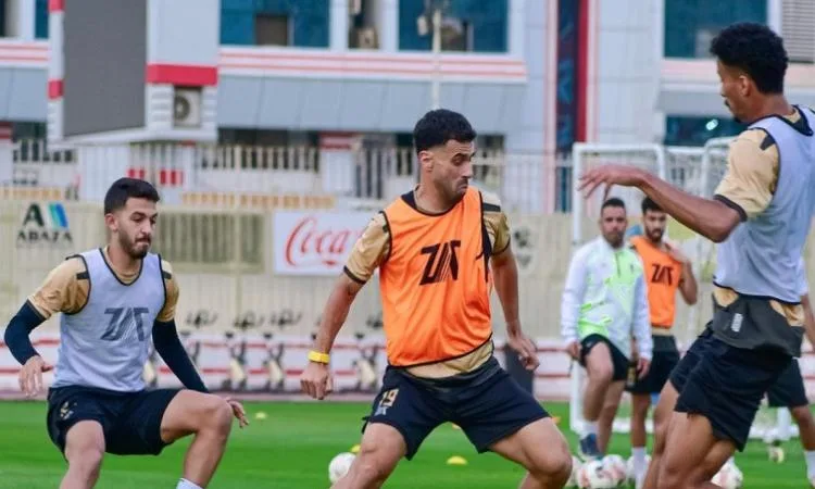 الزمالك يعود للتدريب تحضيرًا لمباراة بتروجيت في الدوري الممتاز. الزمالك يعود للتدريب تحضيرًا لمباراة بتروجيت في الدوري الممتاز.