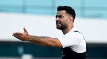 الزمالك يفكر في تجديد عقد حمزة المثلوثي على الرغم من إصابته بتمزق الرباط الصليبي.