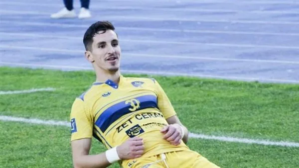 الزمالك يواصل السعي للتعاقد مع المهاجم الجزائري الزمالك يواصل السعي للتعاقد مع المهاجم الجزائري