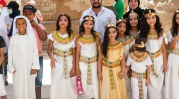 الزي الفرعوني المصري يضيف لمسة جمالية للاحتفال بعيد الاستقلال في جامعة العلوم التطبيقية بالأردن