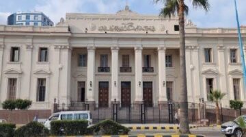 السجن 3 سنوات لبائع ملابس هتك عرض طالبة في الطريق العام بالإسكندرية