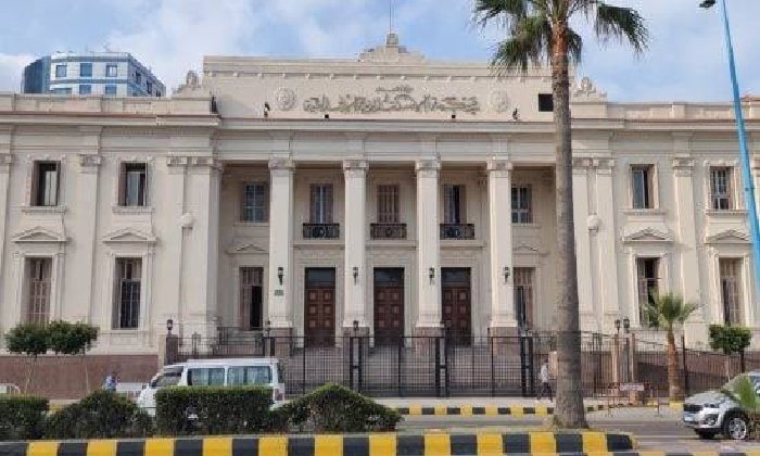 السجن 3 سنوات لبائع ملابس هتك عرض طالبة في الطريق العام بالإسكندرية