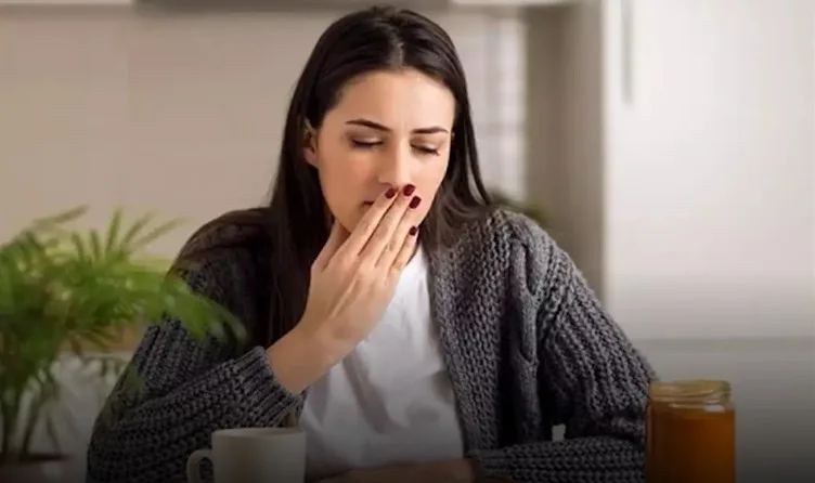السعال بعد تناول الطعام.. مؤشر خفي ينذر بمشاكل صحية السعال بعد تناول الطعام.. مؤشر خفي ينذر بمشاكل صحية