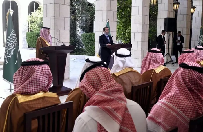 السعودية تدعم الرواتب في سوريا.. خطوة حيوية لإنعاش الاقتصاد السعودية تدعم الرواتب في سوريا.. خطوة حيوية لإنعاش الاقتصاد