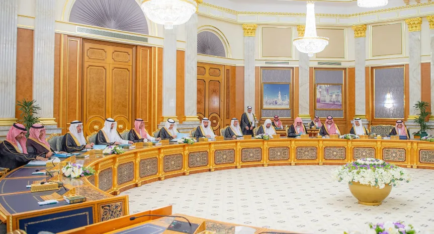 السعودية تستقبل الملايين من الحجاج وتعلن استعدادها بخطط شاملة السعودية تستقبل الملايين من الحجاج وتعلن استعدادها بخطط شاملة