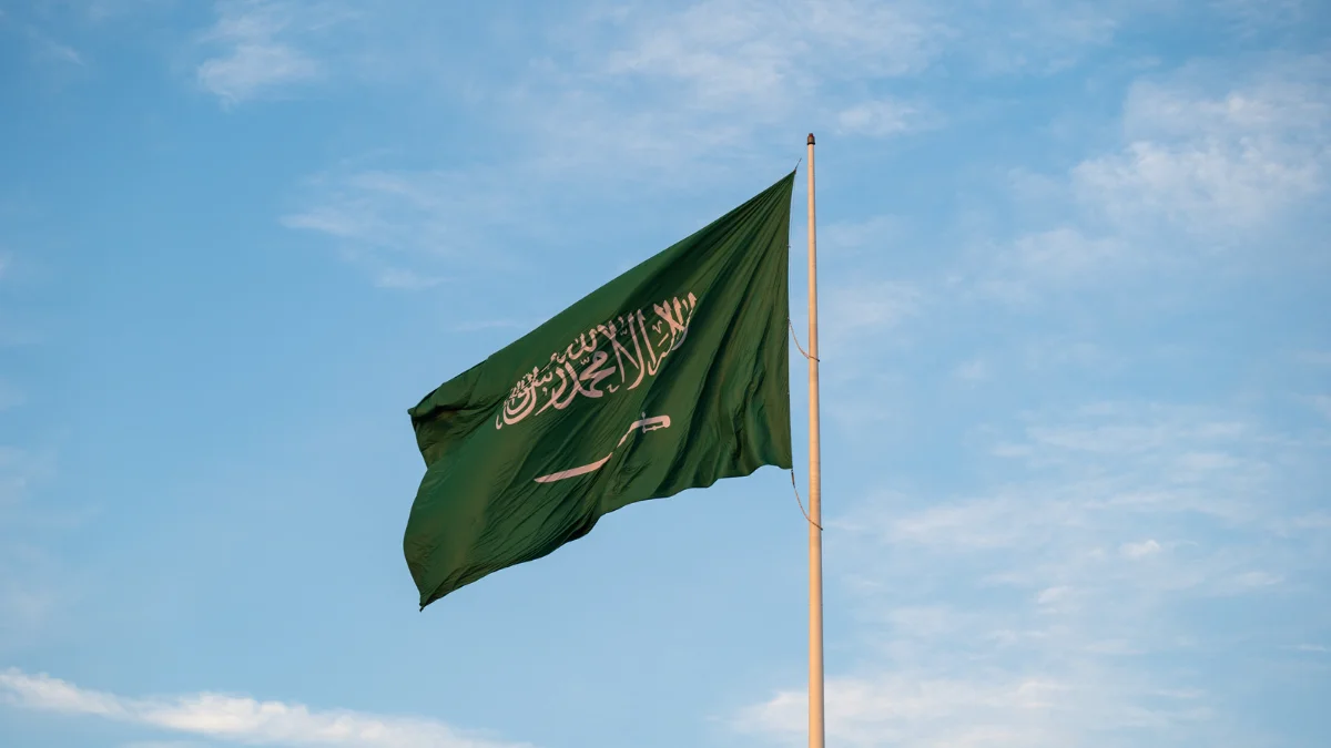 السعودية تندد بشدة بالهجوم الانتحاري على قاعدة “زيرو دمايو” العسكرية في مقديشو السعودية تندد بشدة بالهجوم الانتحاري على قاعدة “زيرو دمايو” العسكرية في مقديشو