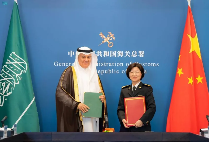 السعودية والصين تبرمان اتفاقيتين لتصدير منتجات الألبان والمزارع المائية السعودية إلى السوق الصينية.