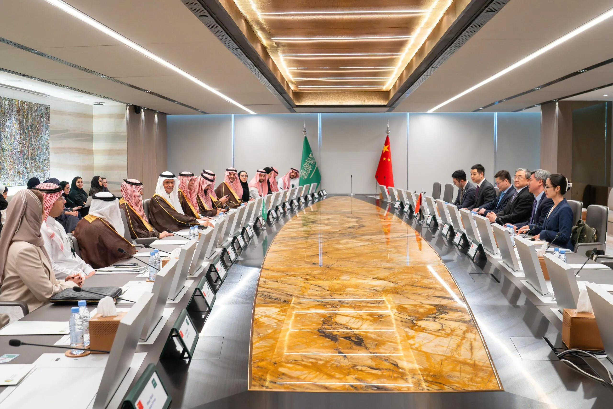 السعودية والصين تستعرضان التعاون الثنائي في قضايا المناخ السعودية والصين تستعرضان التعاون الثنائي في قضايا المناخ