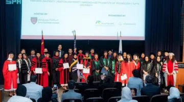 السعوديون في جامعة هارفارد يحيون تكريم 50 خريجاً من الجامعات الأمريكية.