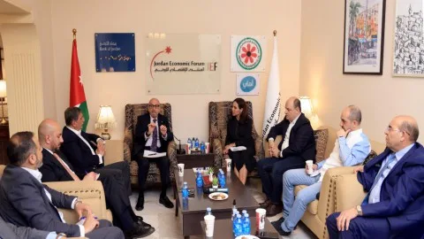 السفير الأردني مازن الحمود يرحب بالوزير أبو السعود السفير الأردني مازن الحمود يرحب بالوزير أبو السعود