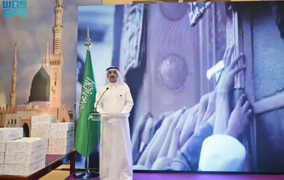 السفير السعودي في تونس يختتم لقاءه بحجاج برنامج ضيوف الملك السعودي. السفير السعودي في تونس يختتم لقاءه بحجاج برنامج ضيوف الملك السعودي.